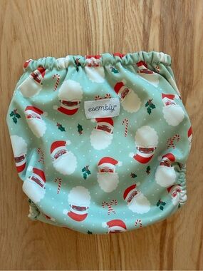 Esembly Cloth Diaper Outer Size 2 Holiday